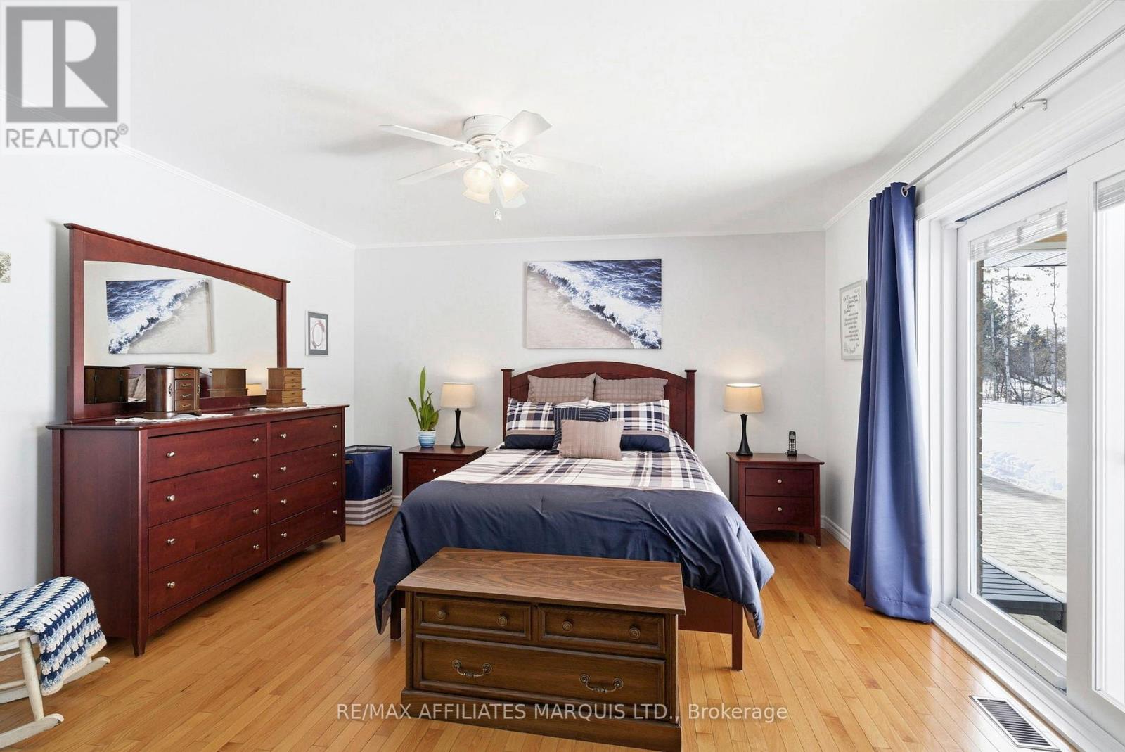 5650 Pinestone Drive