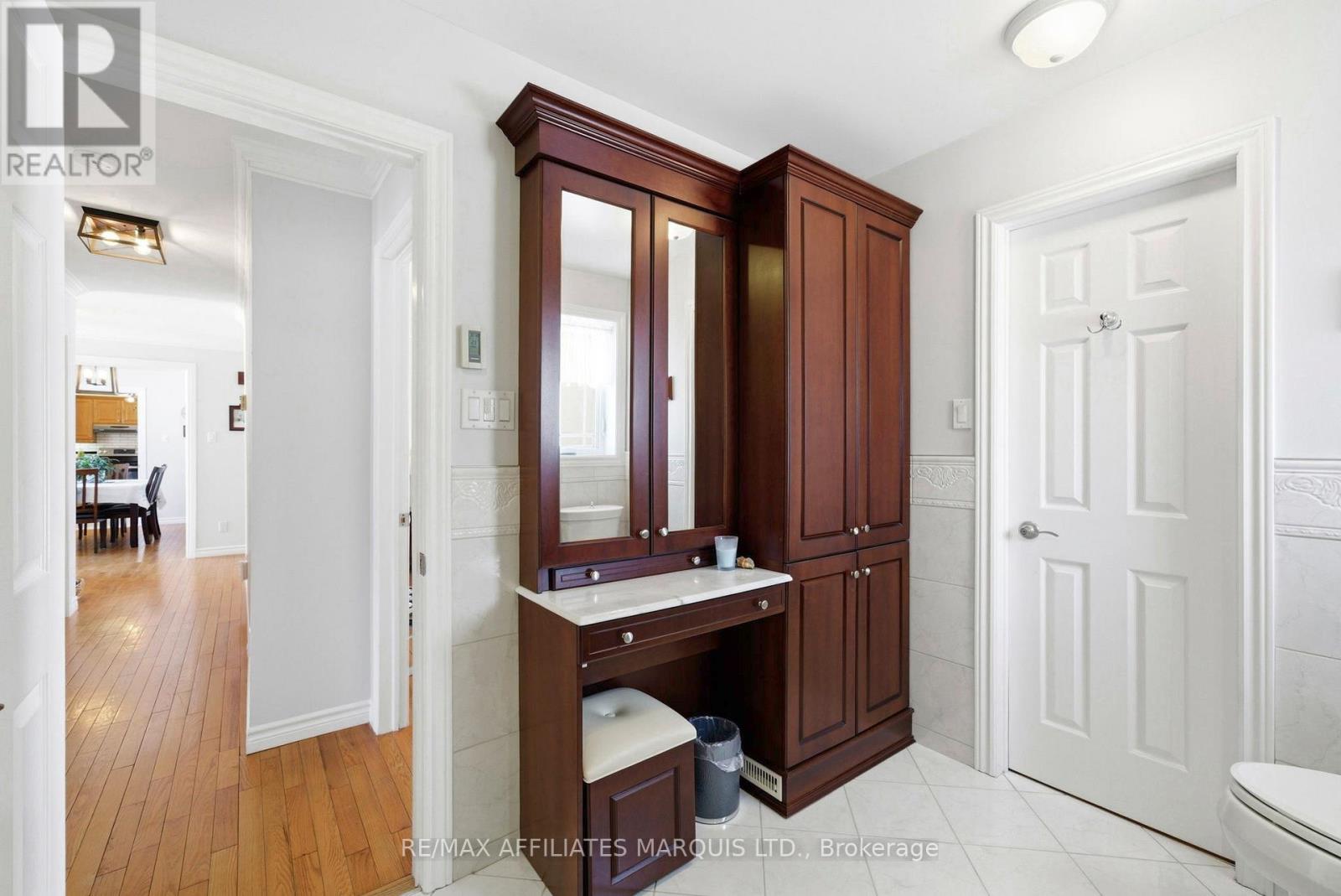 5650 Pinestone Drive