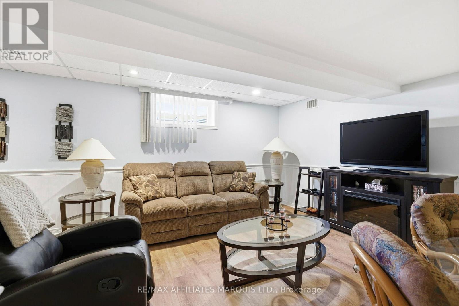 5650 Pinestone Drive