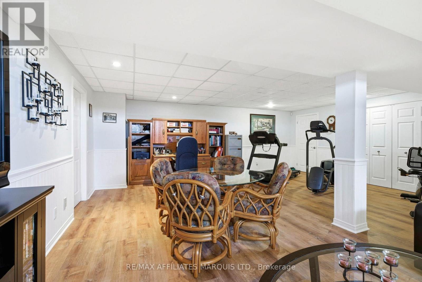 5650 Pinestone Drive