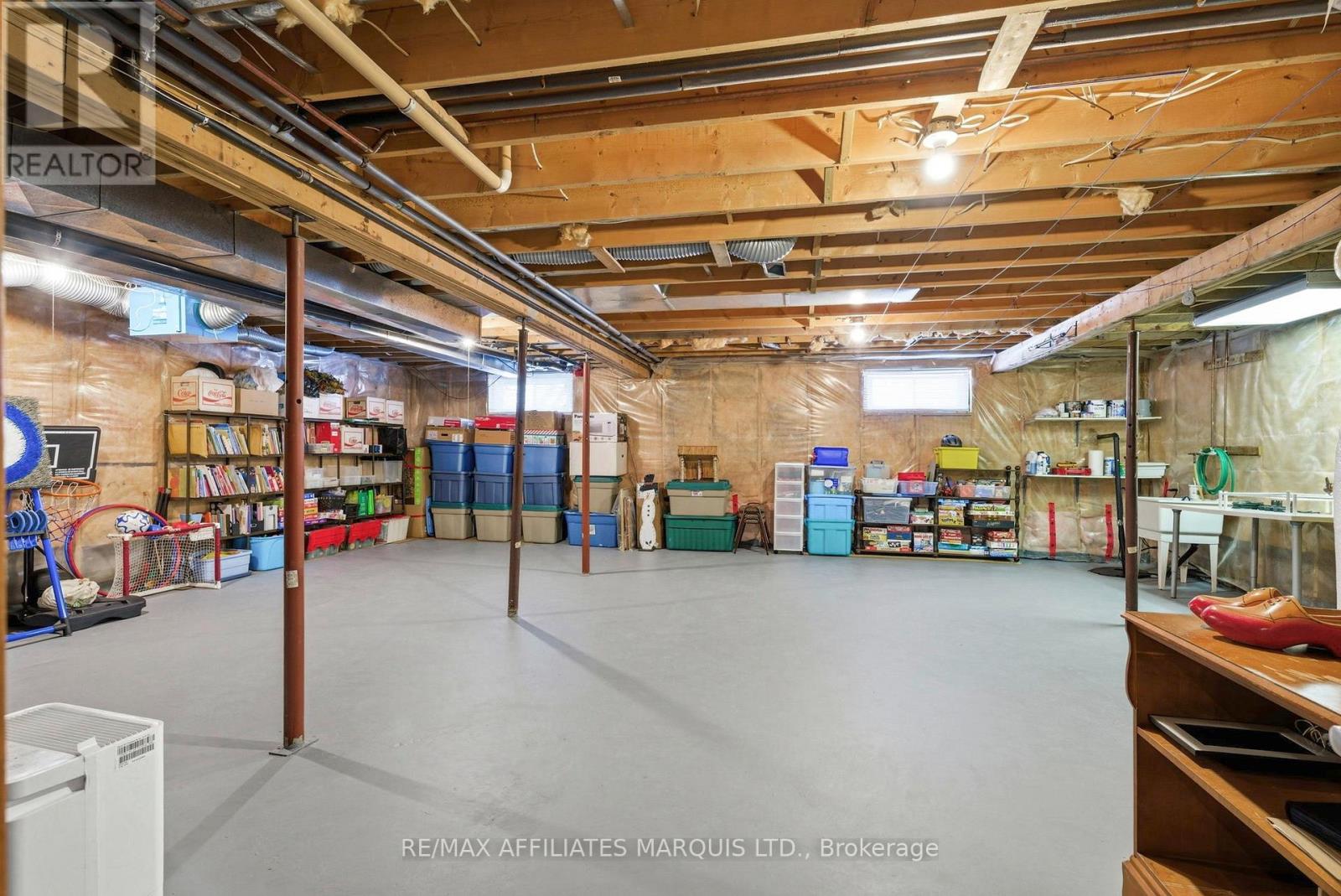 5650 Pinestone Drive