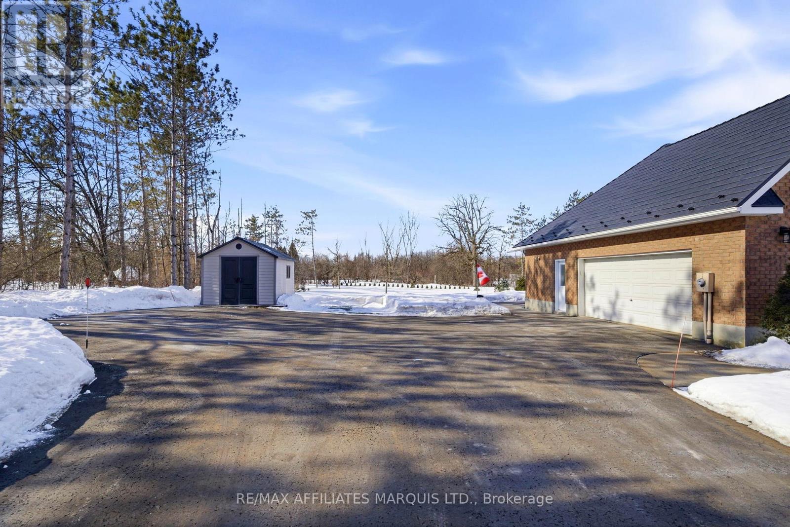 5650 Pinestone Drive