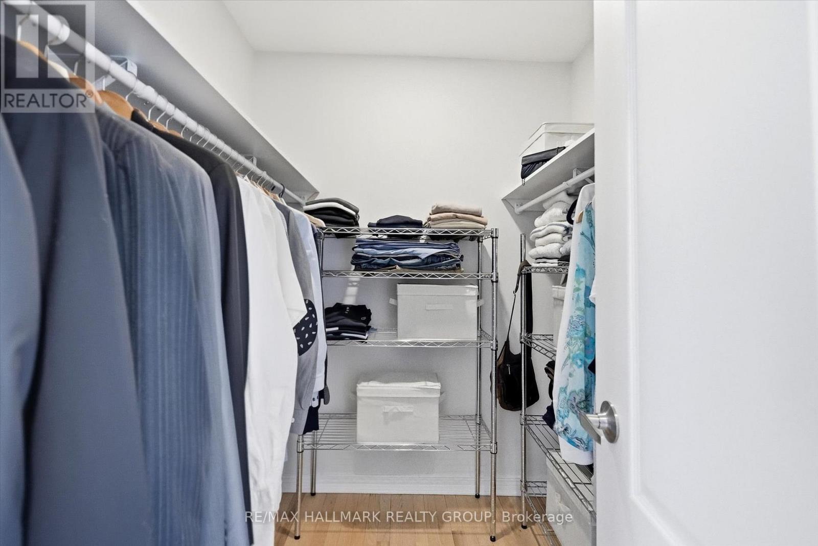 1660 Country Walk Drive