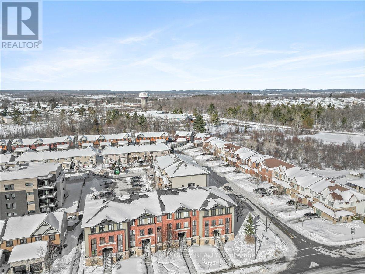 11 - 1124 Docteur Corbeil Boulevard