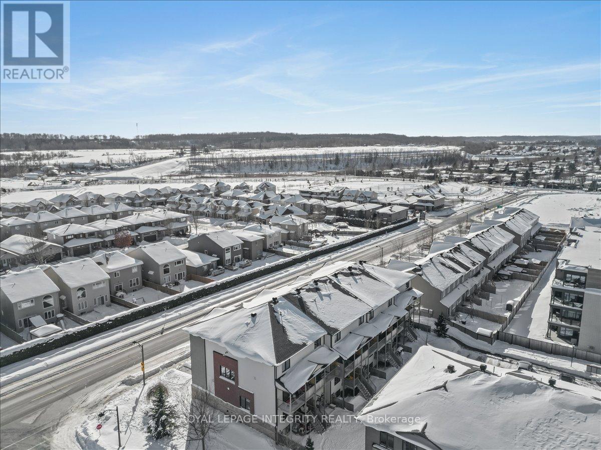 11 - 1124 Docteur Corbeil Boulevard