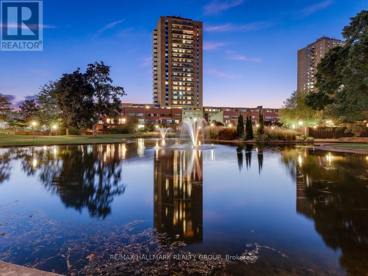 105 - 505 St Laurent Boulevard