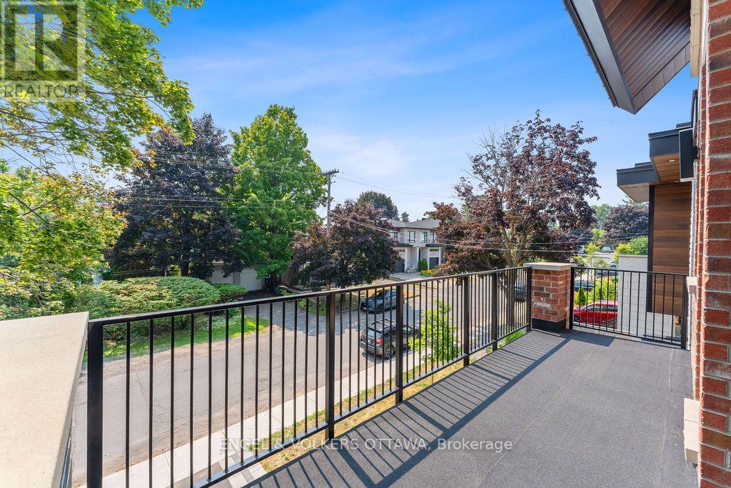 261 Dovercourt Avenue