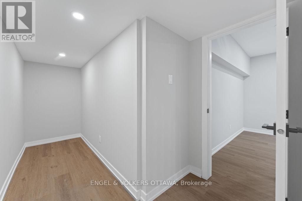 261 Dovercourt Avenue