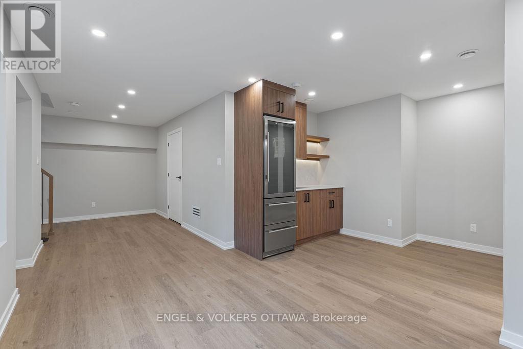 261 Dovercourt Avenue