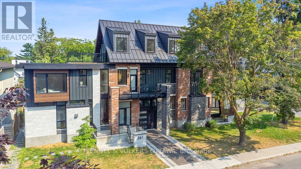 261 Dovercourt Avenue