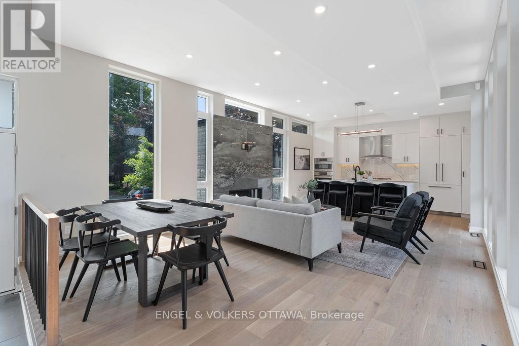 261 Dovercourt Avenue