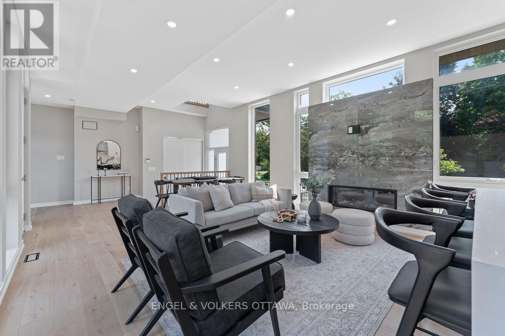 261 Dovercourt Avenue