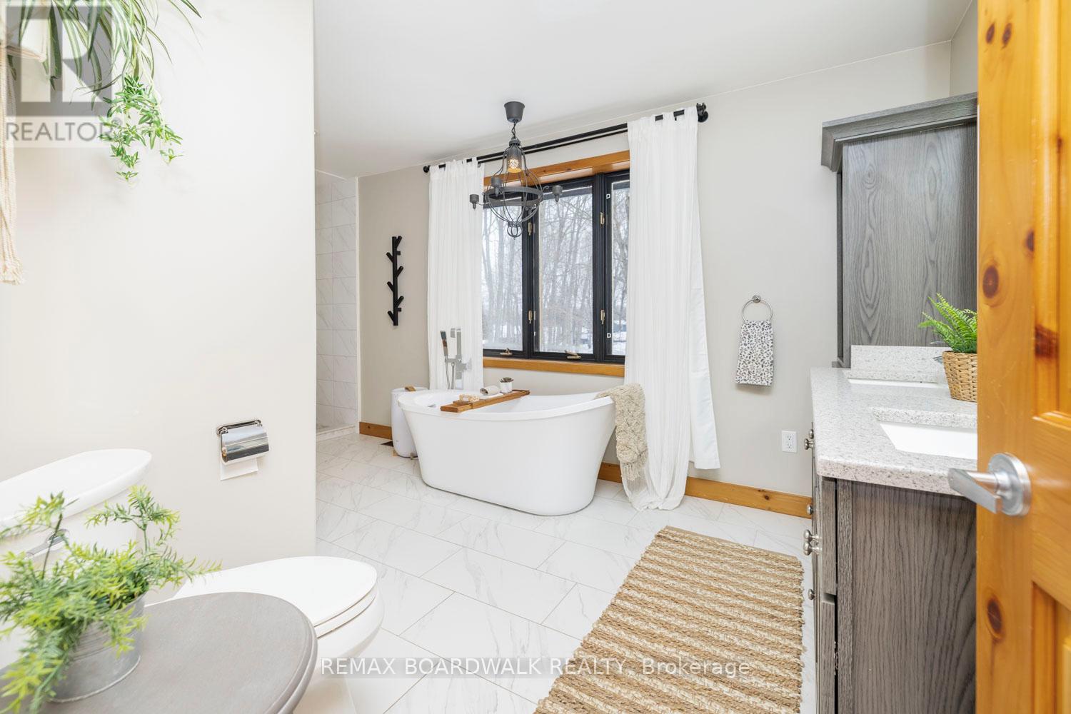 122 Red Rock Bay Road