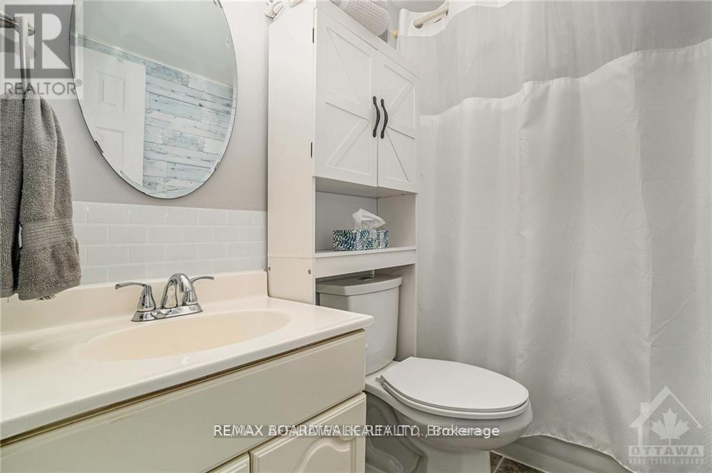 717 - 2000 Jasmine Crescent