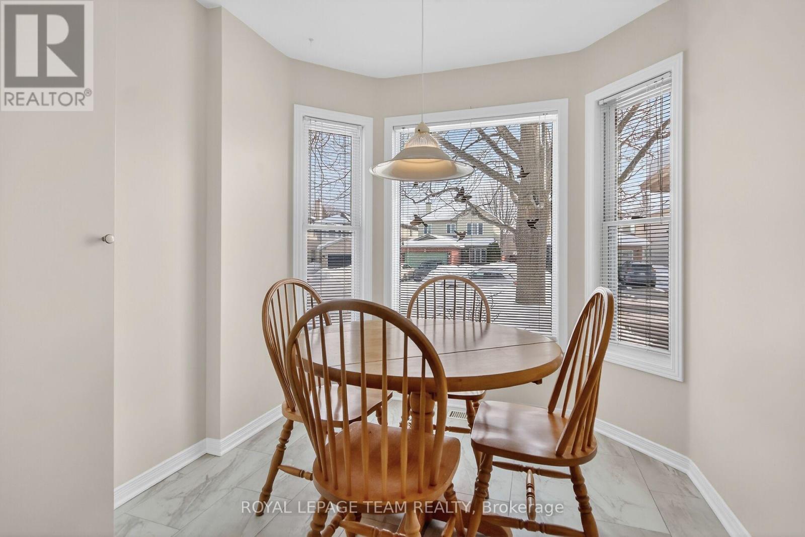 84 Newborough Crescent