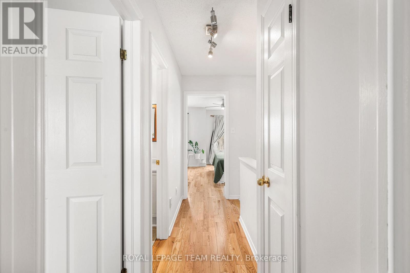 211 Longshire Circle