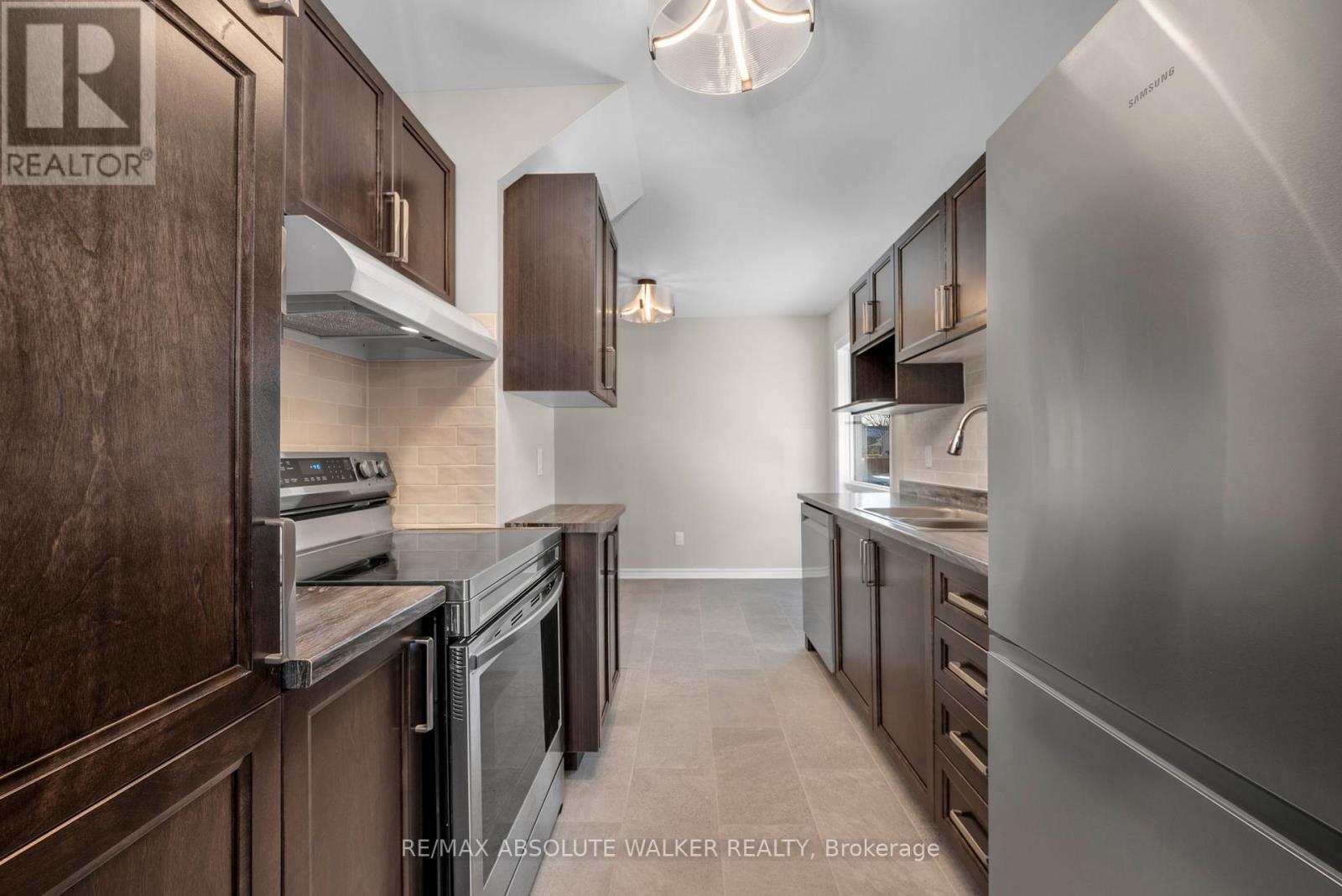 1538 Briarfield Crescent