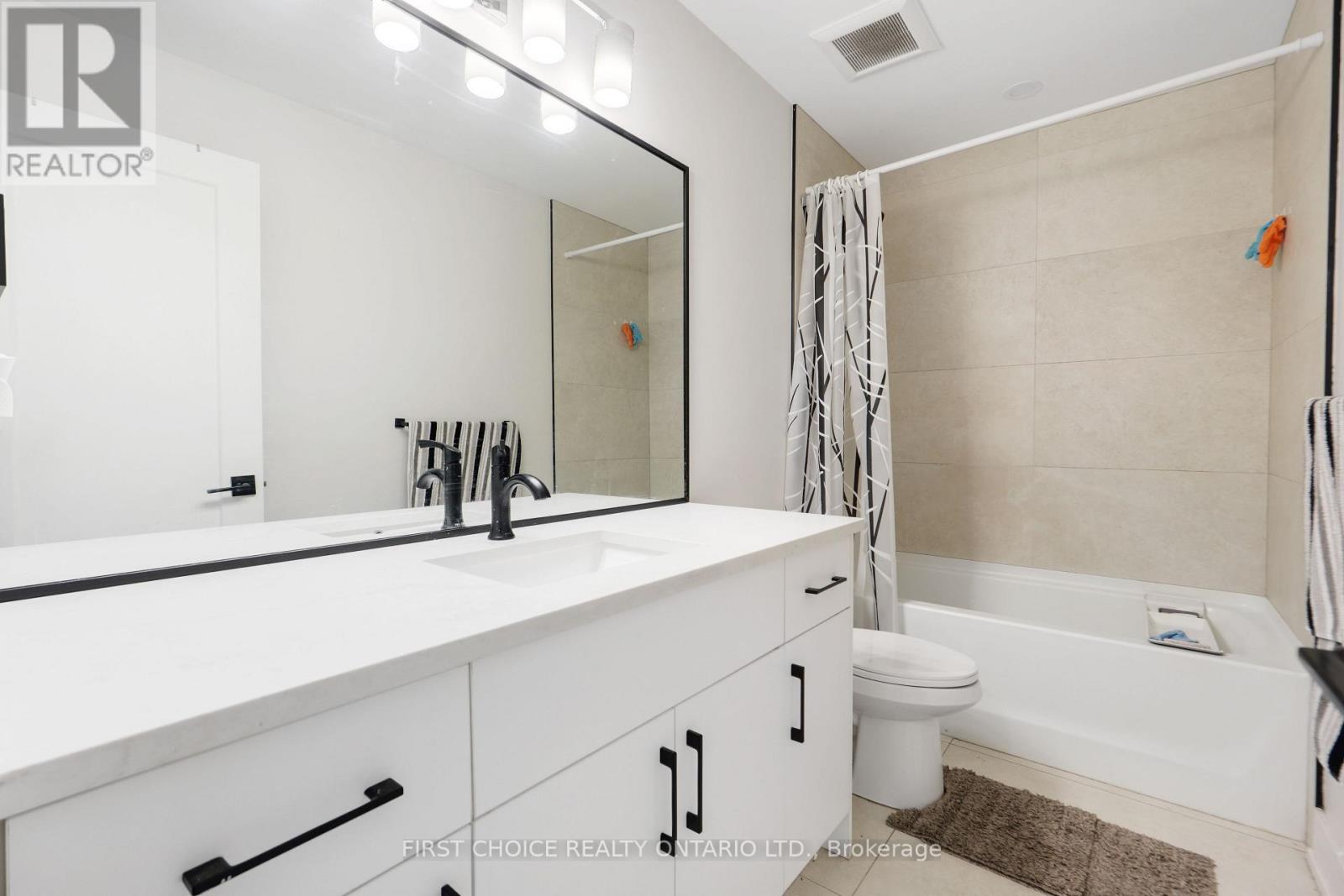 269 Queen Mary Street