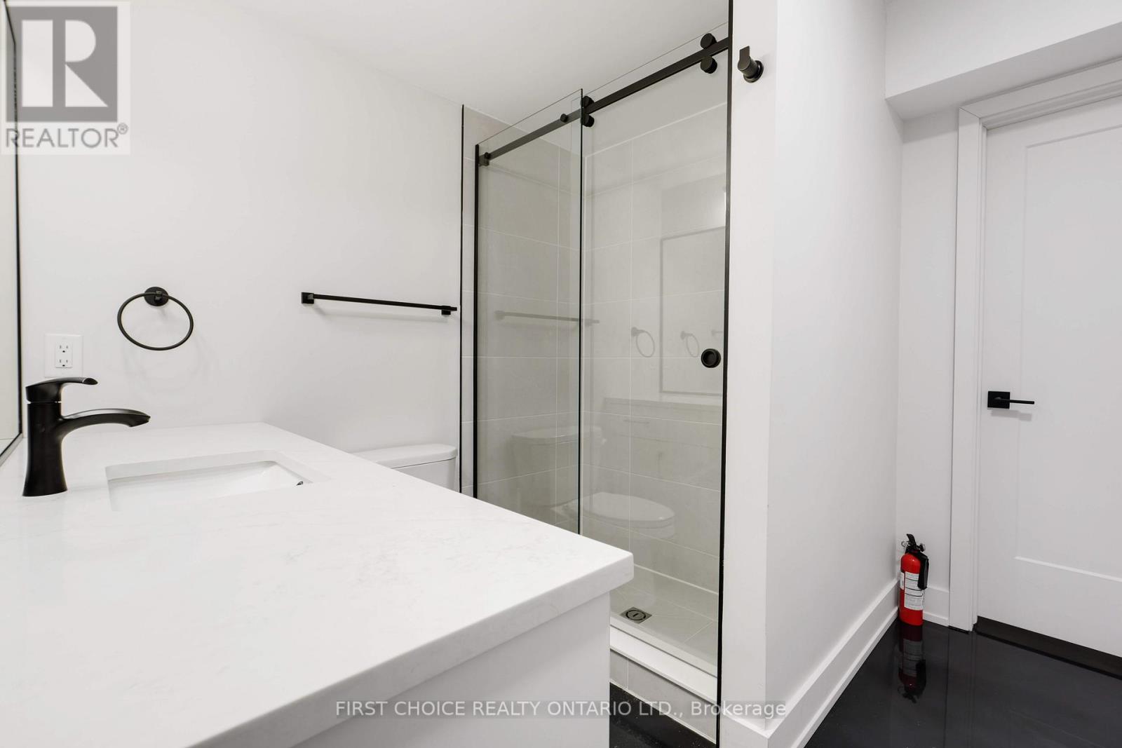 269 Queen Mary Street