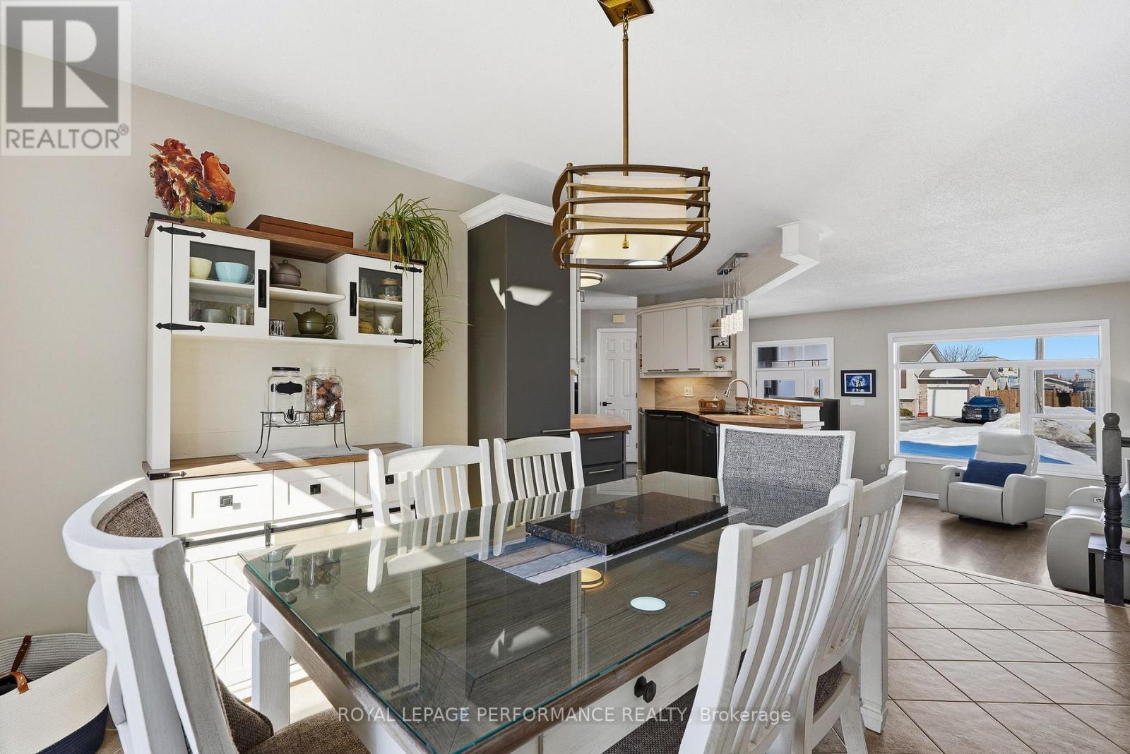 66 Faucher Boulevard