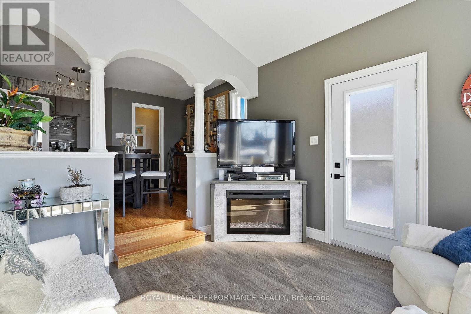 66 Faucher Boulevard