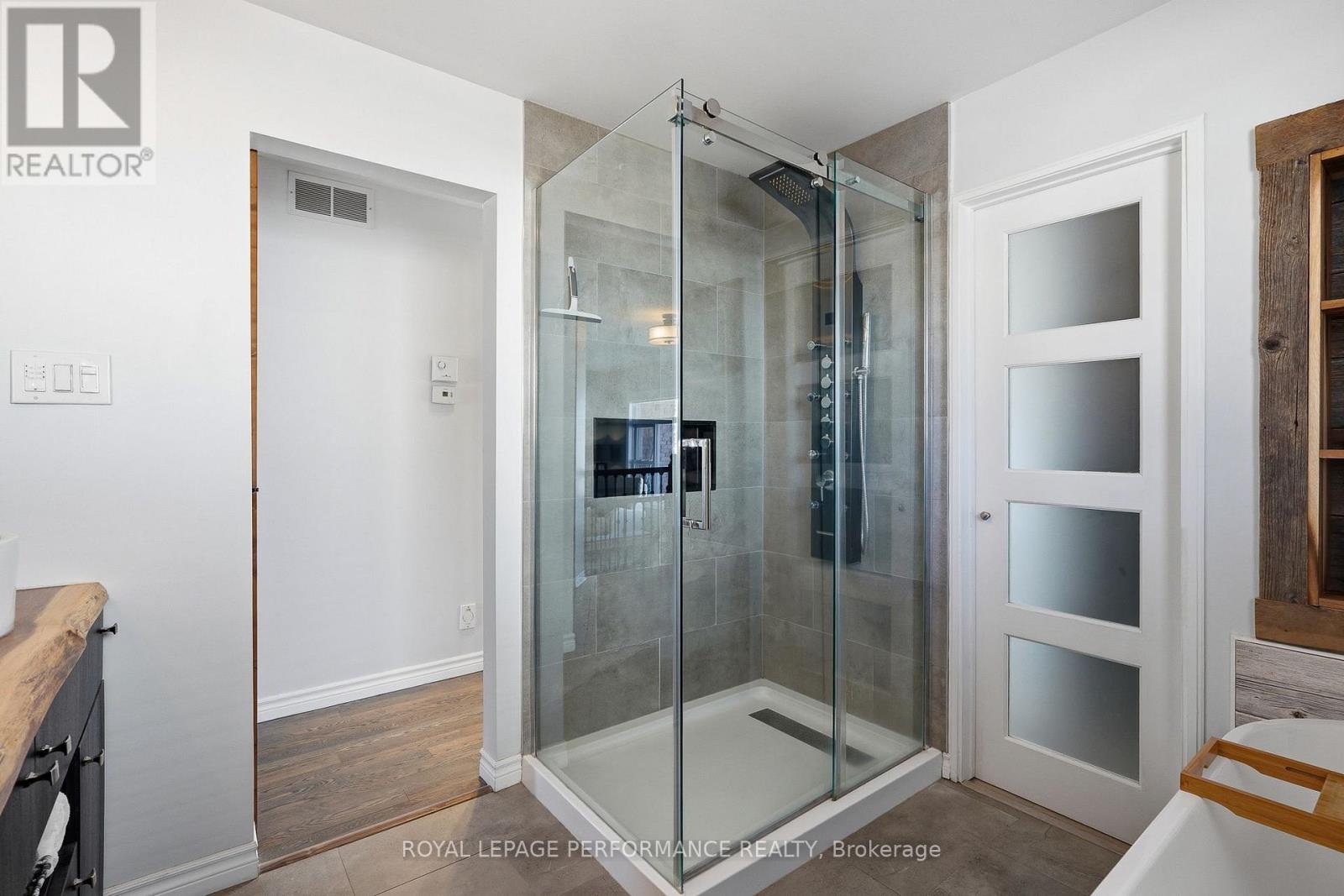 66 Faucher Boulevard