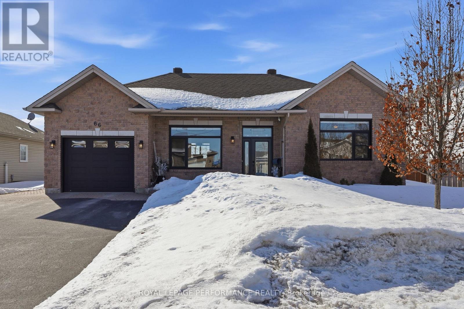 66 Faucher Boulevard