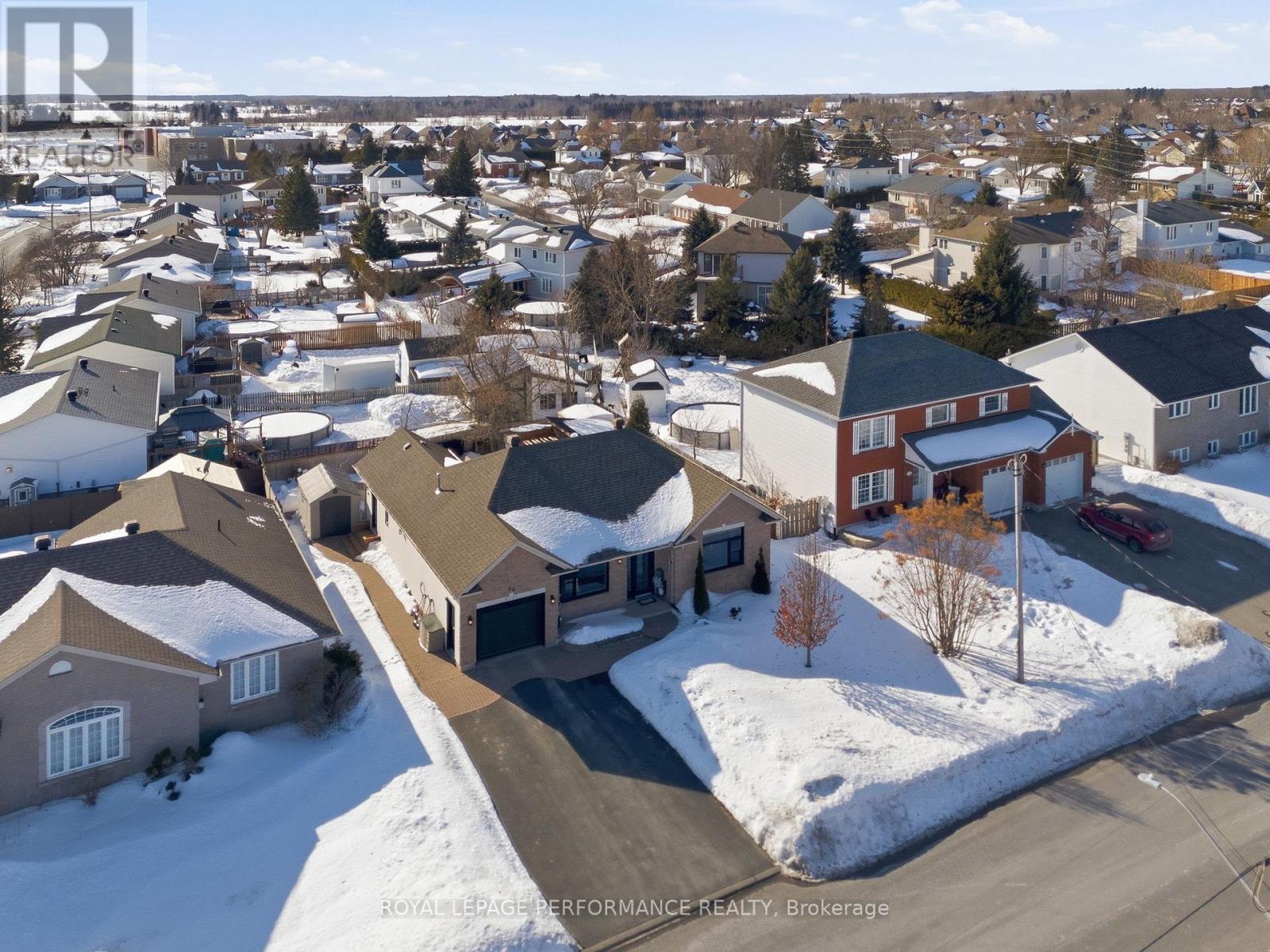 66 Faucher Boulevard