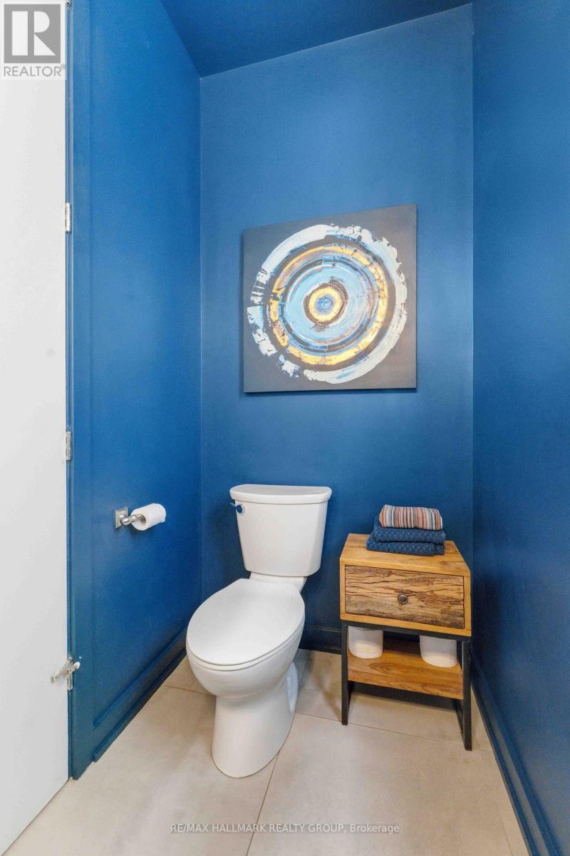 254 Sunnyridge Crescent