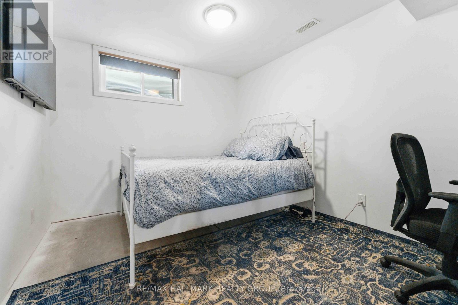 254 Sunnyridge Crescent