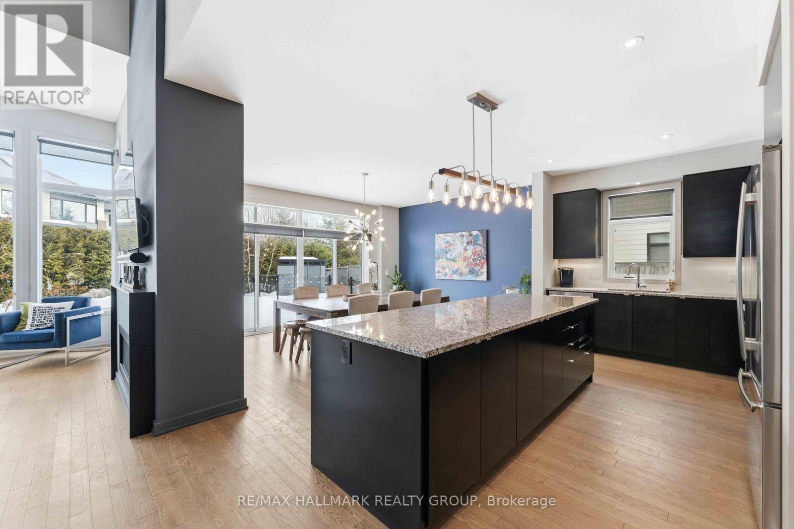 254 Sunnyridge Crescent