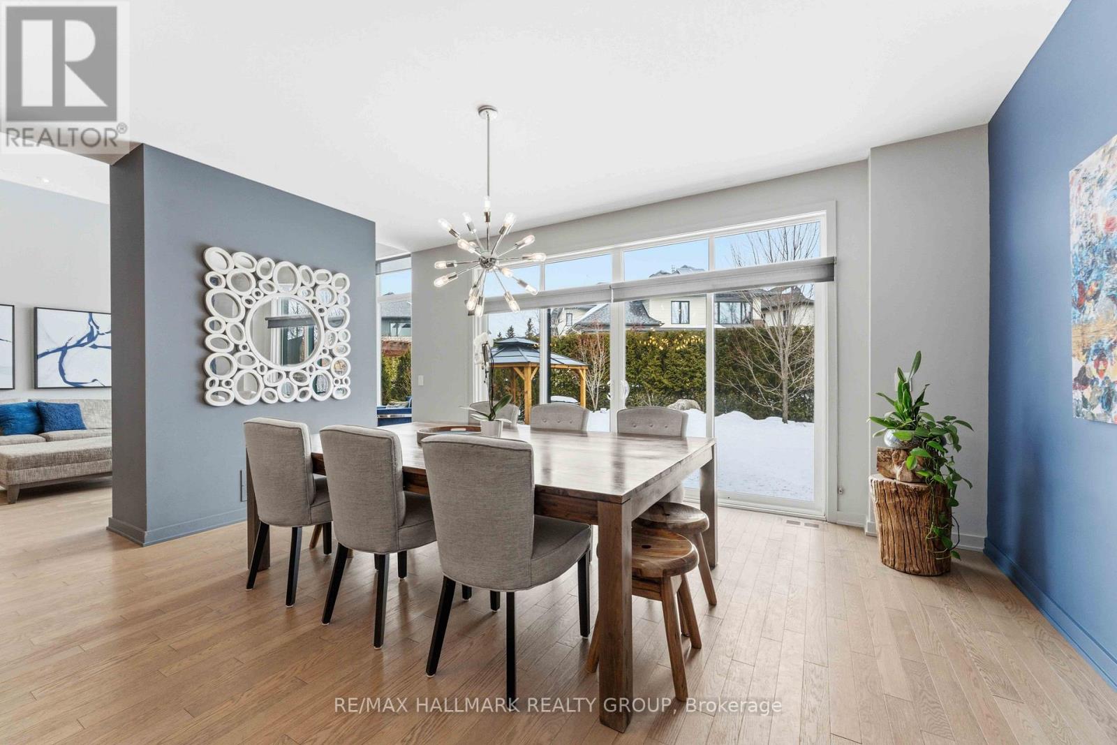 254 Sunnyridge Crescent