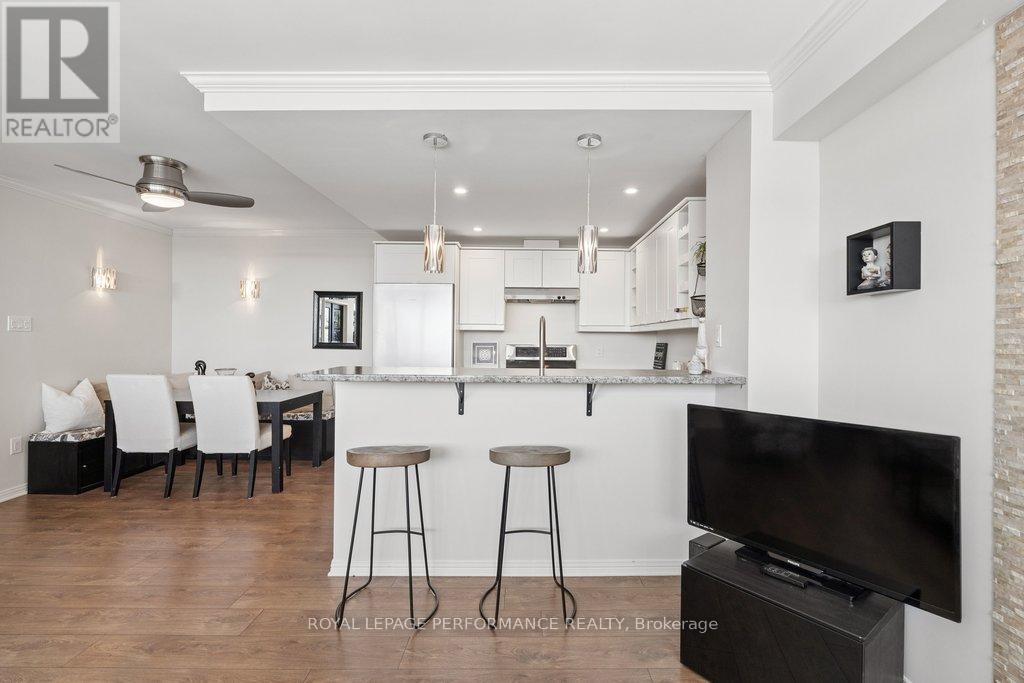 1608 - 500 Laurier Avenue W