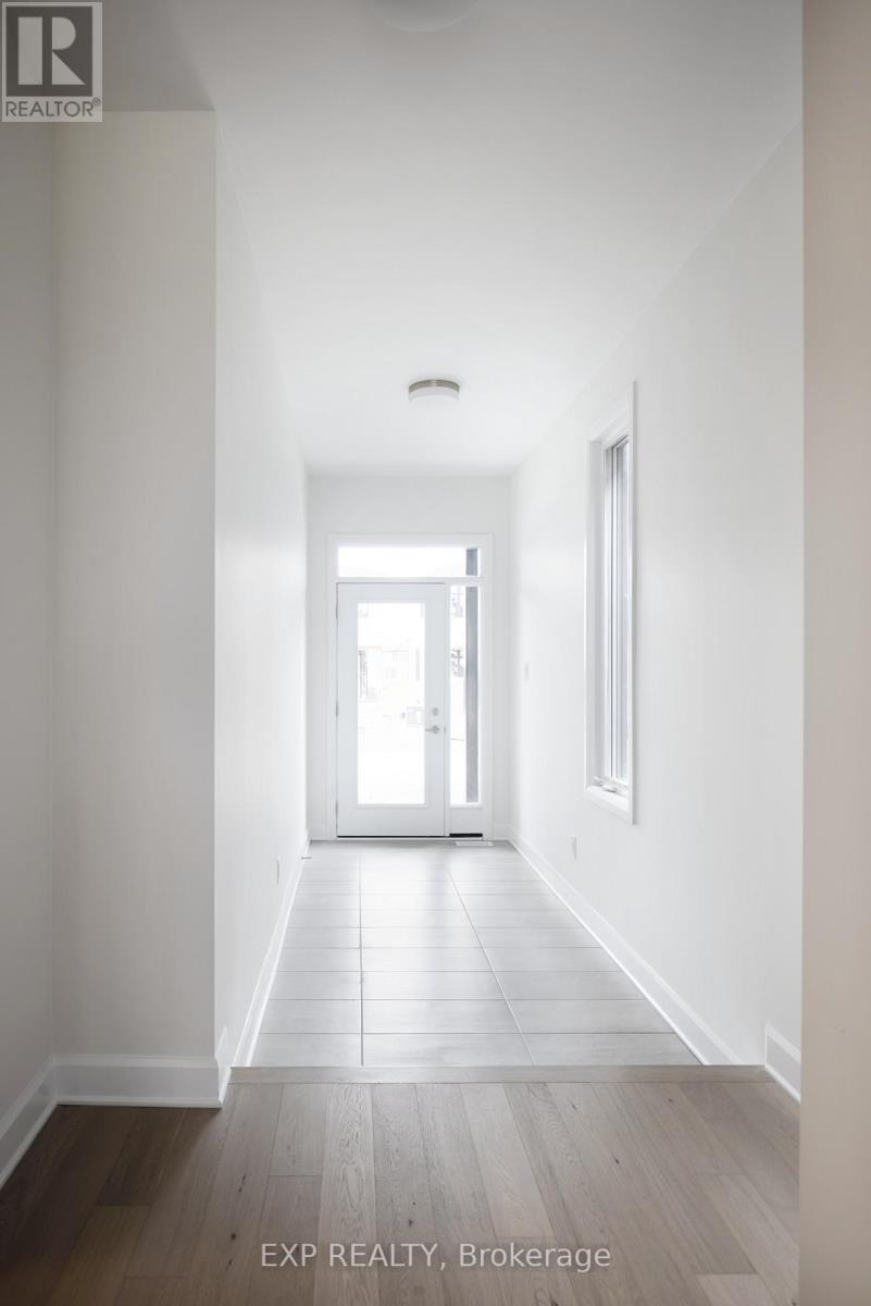 503 Roundhouse Crescent