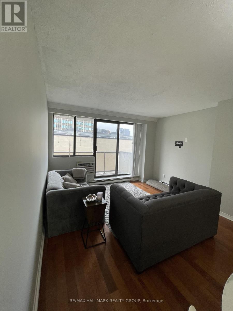 301 - 154 Nelson Street