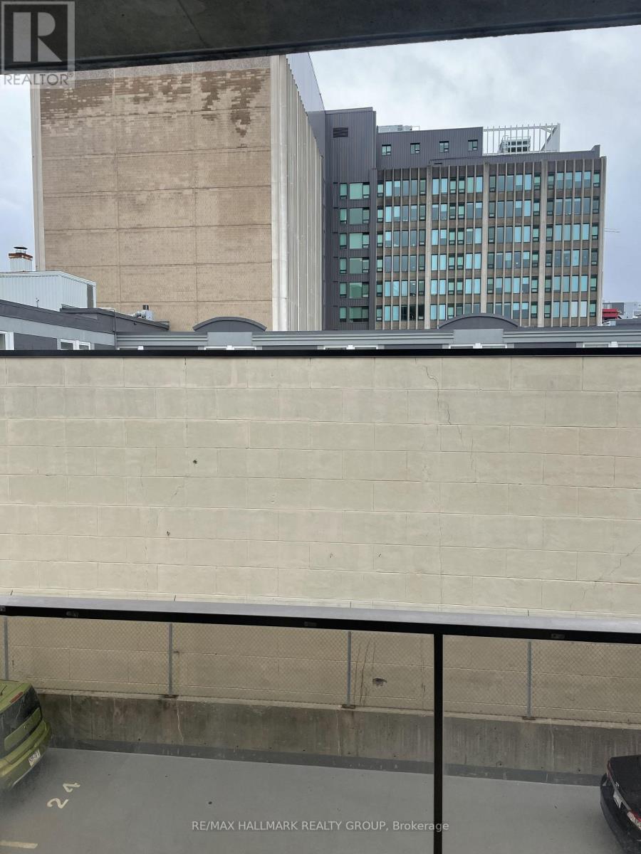 301 - 154 Nelson Street