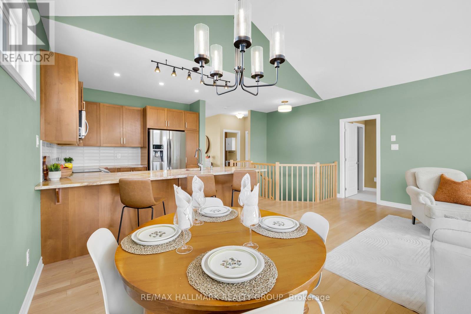 510 Kindred Crescent