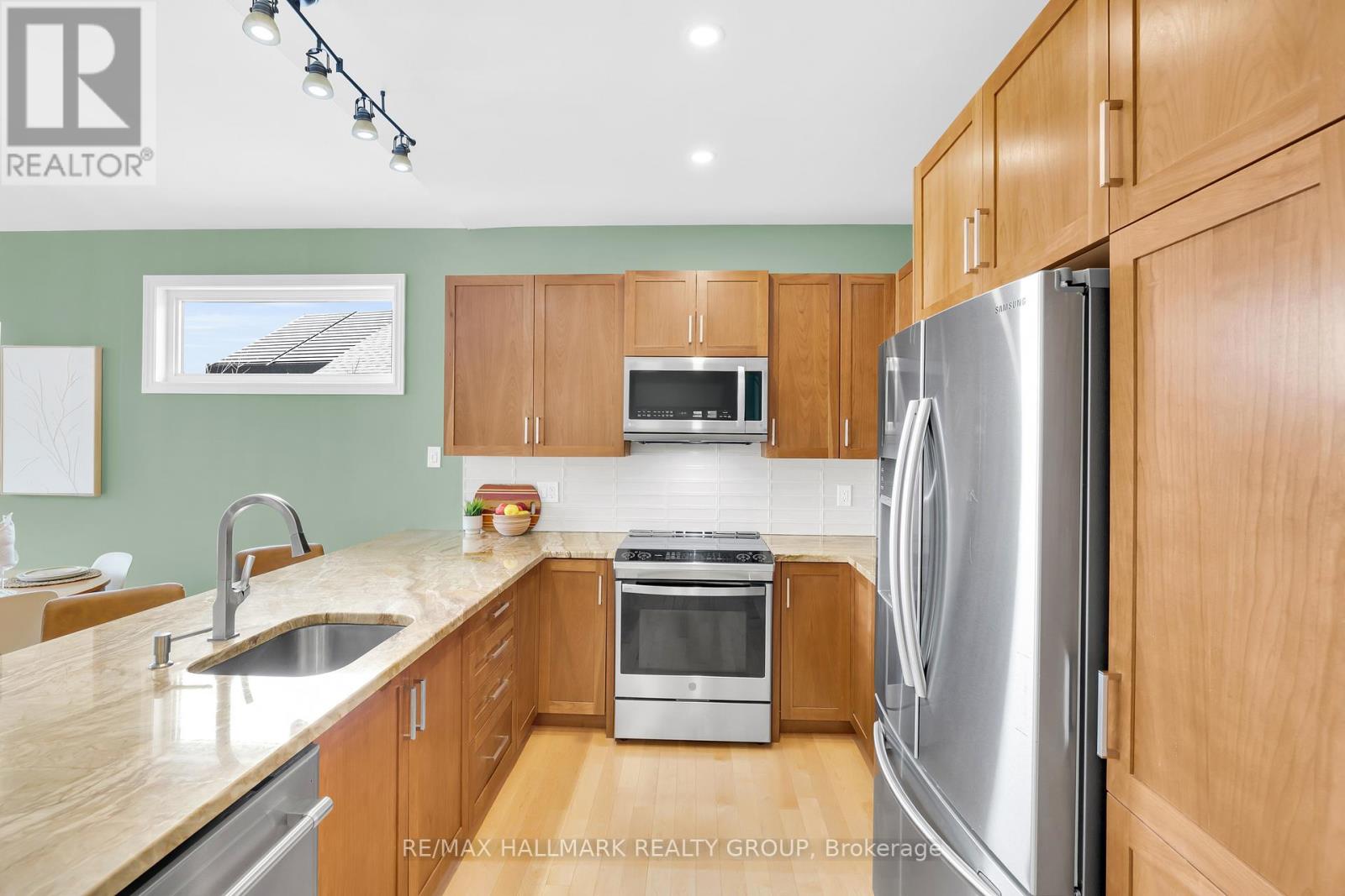 510 Kindred Crescent