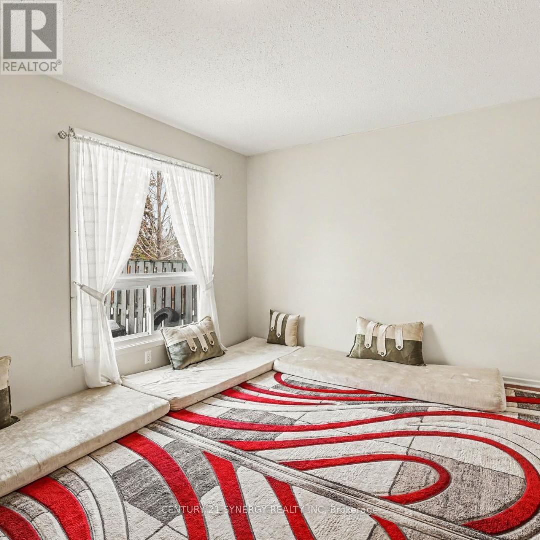 73 - 1239 Bowmount Street