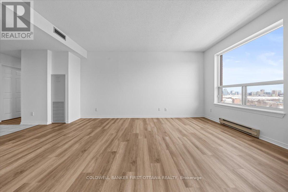 1403 - 215 Parkdale Avenue