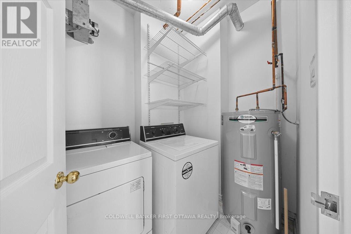 1403 - 215 Parkdale Avenue