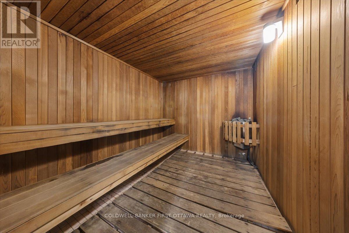 1403 - 215 Parkdale Avenue