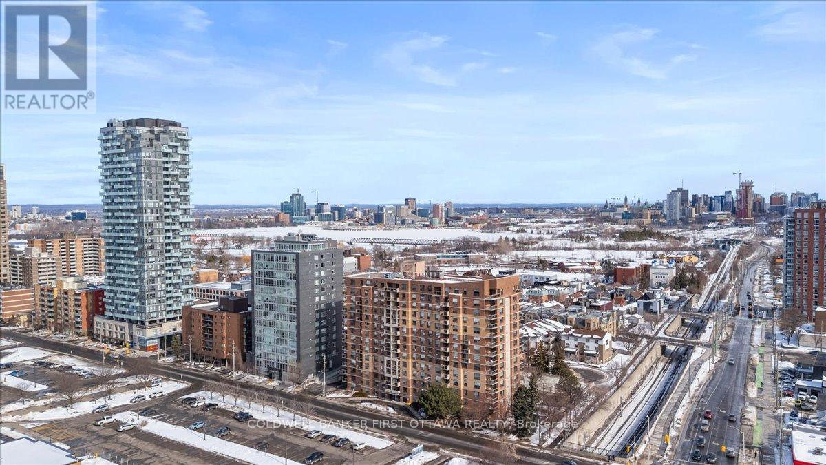 1403 - 215 Parkdale Avenue