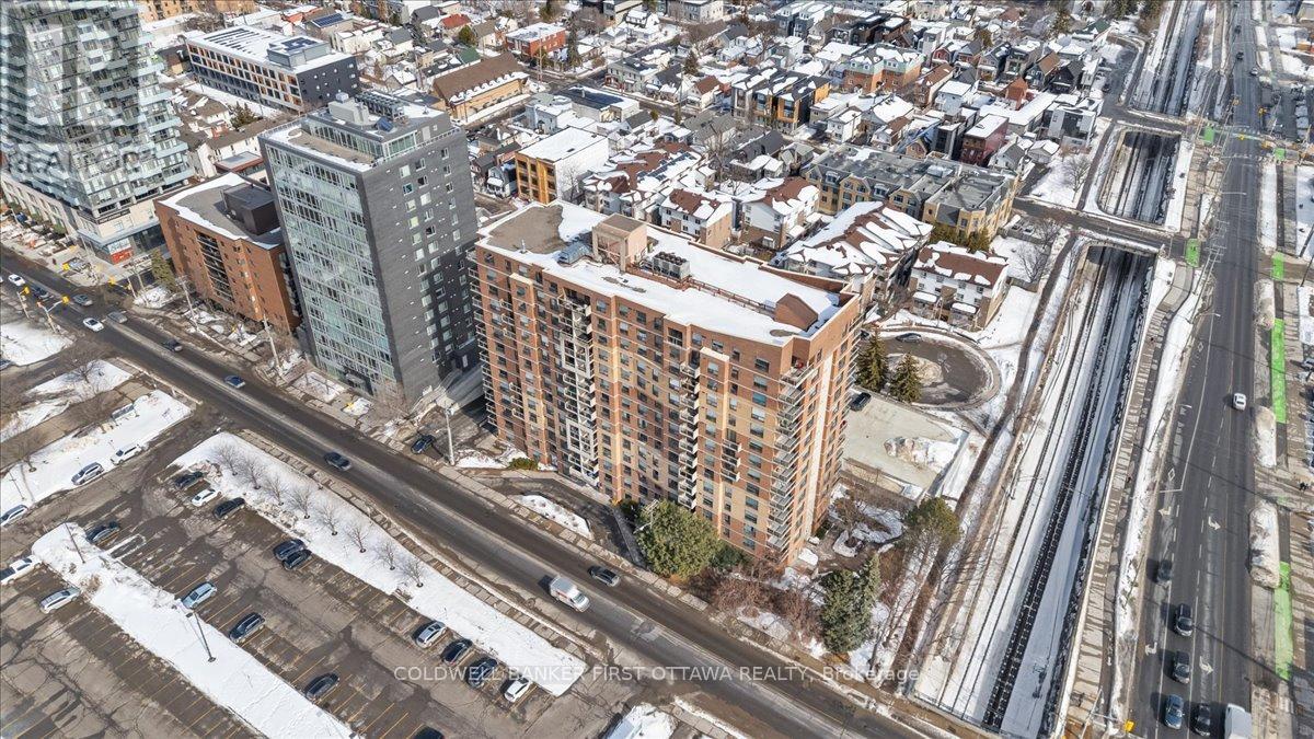 1403 - 215 Parkdale Avenue