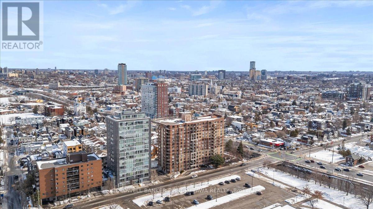 1403 - 215 Parkdale Avenue