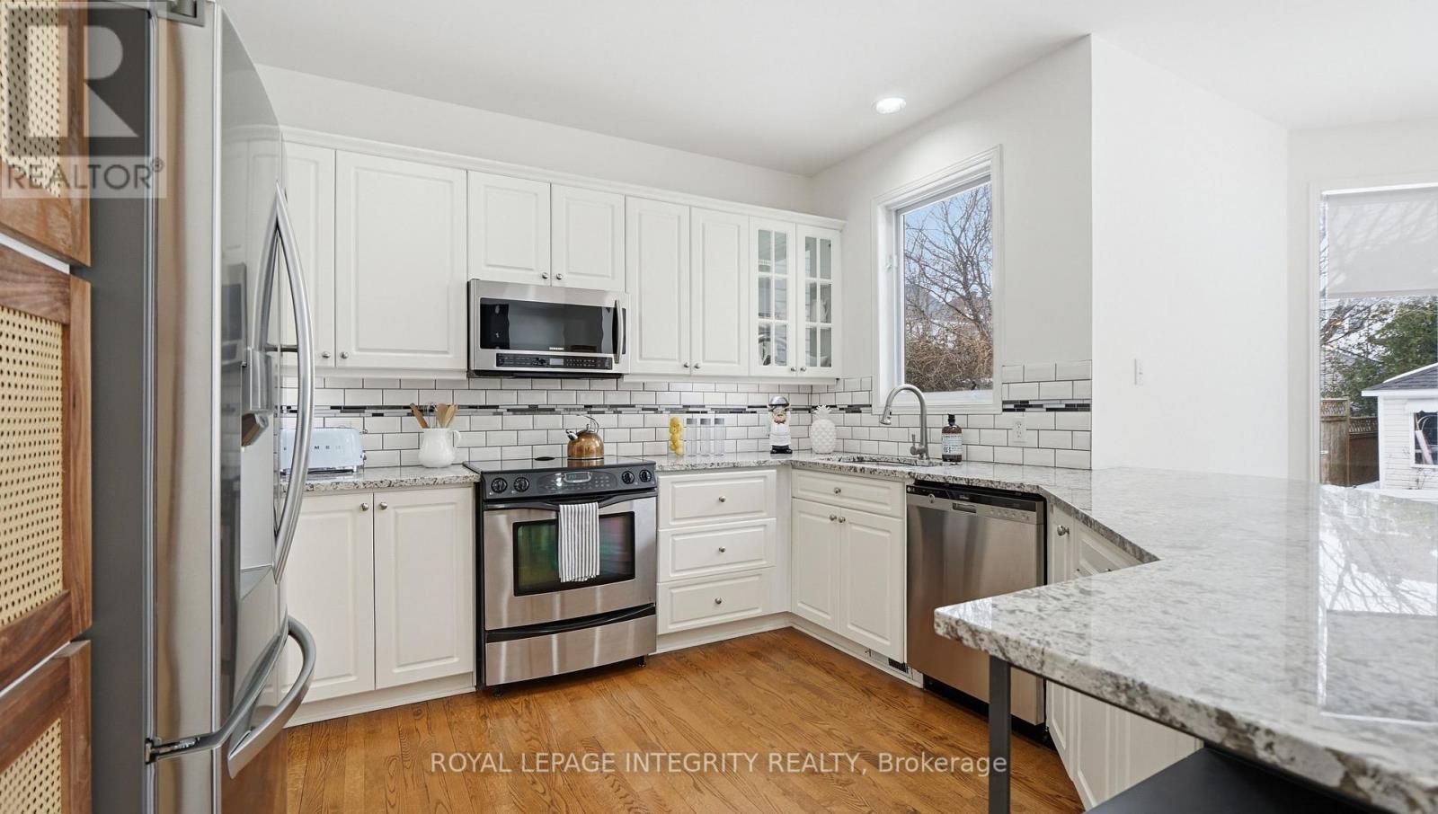 20 Farmfield Crescent