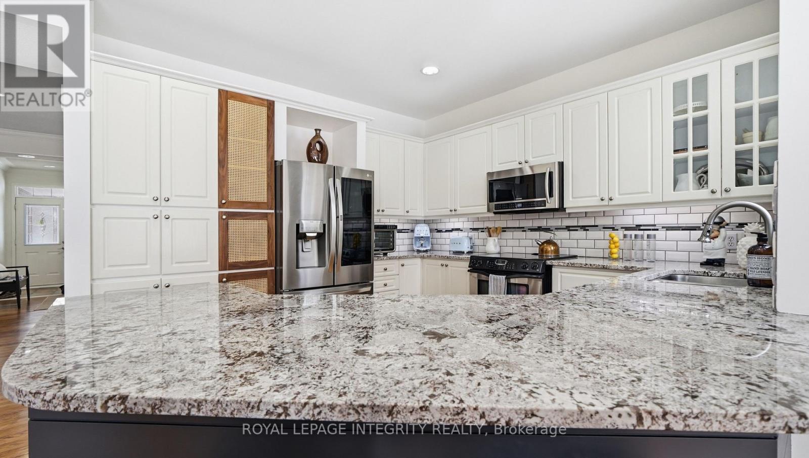 20 Farmfield Crescent