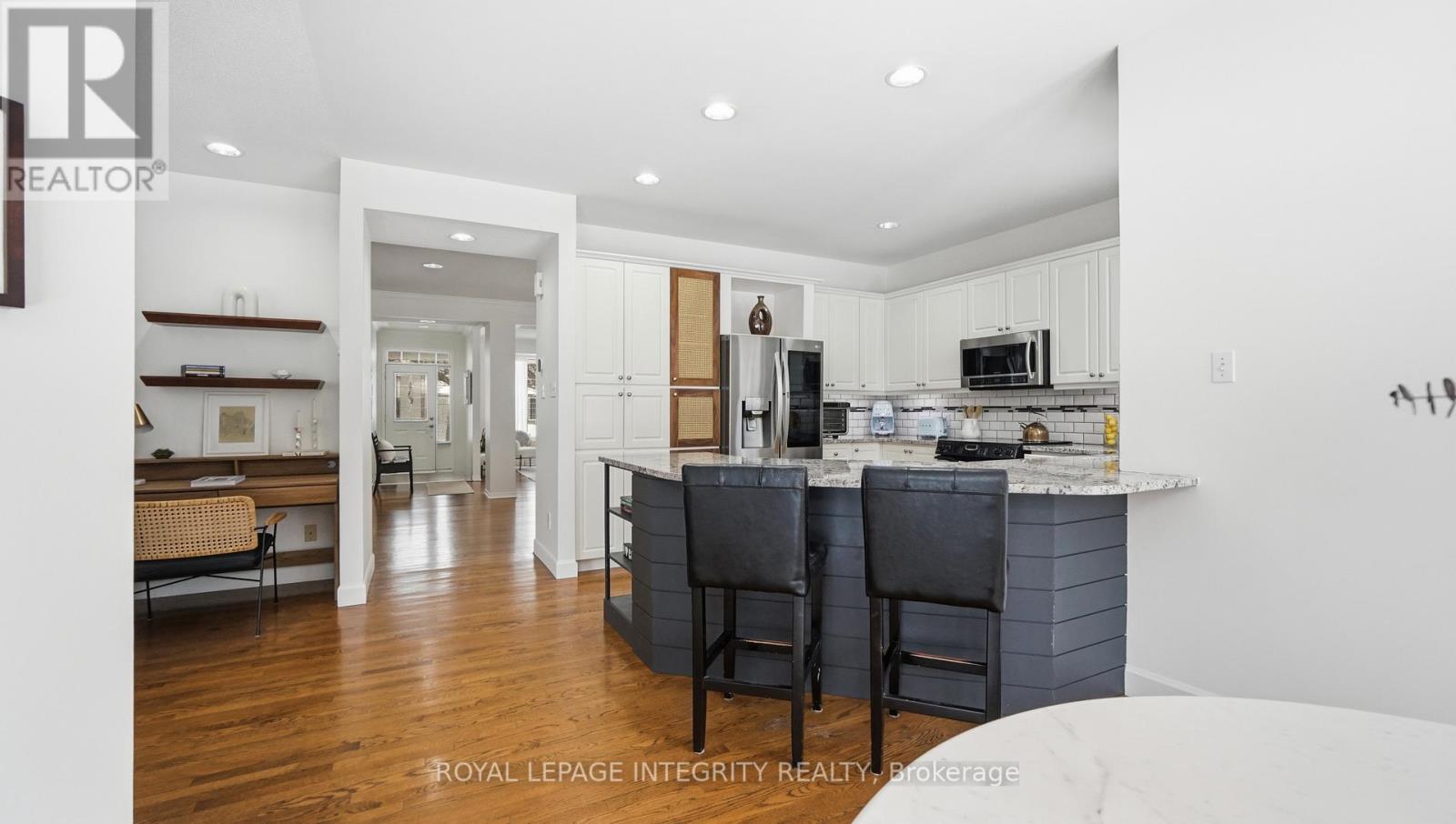 20 Farmfield Crescent