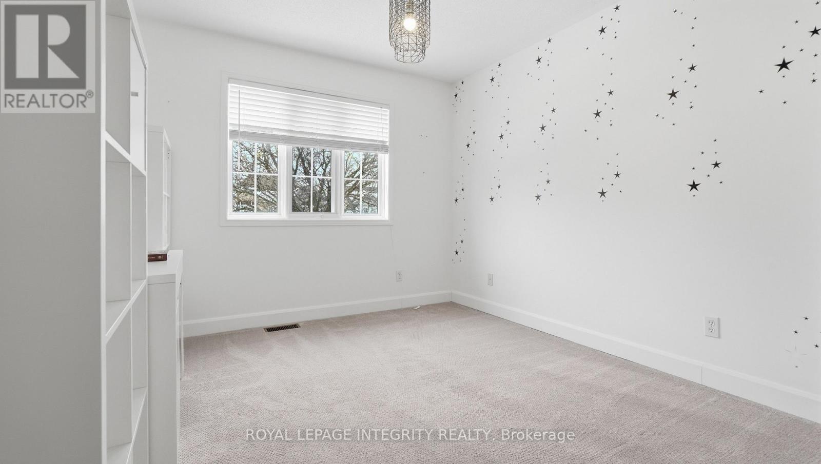 20 Farmfield Crescent