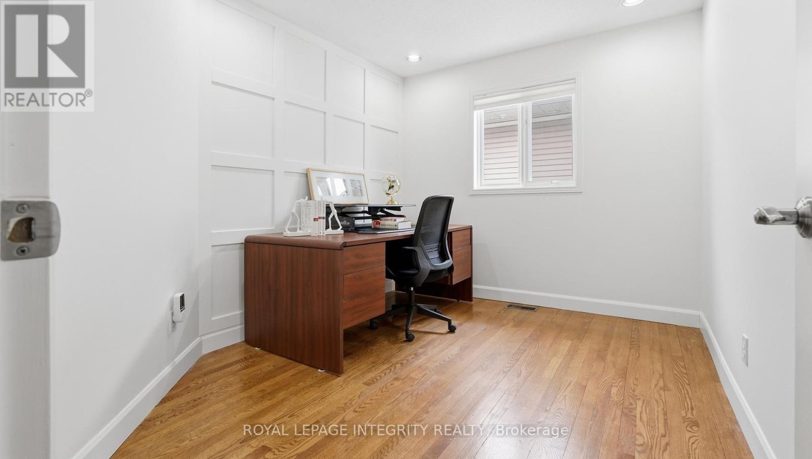 20 Farmfield Crescent